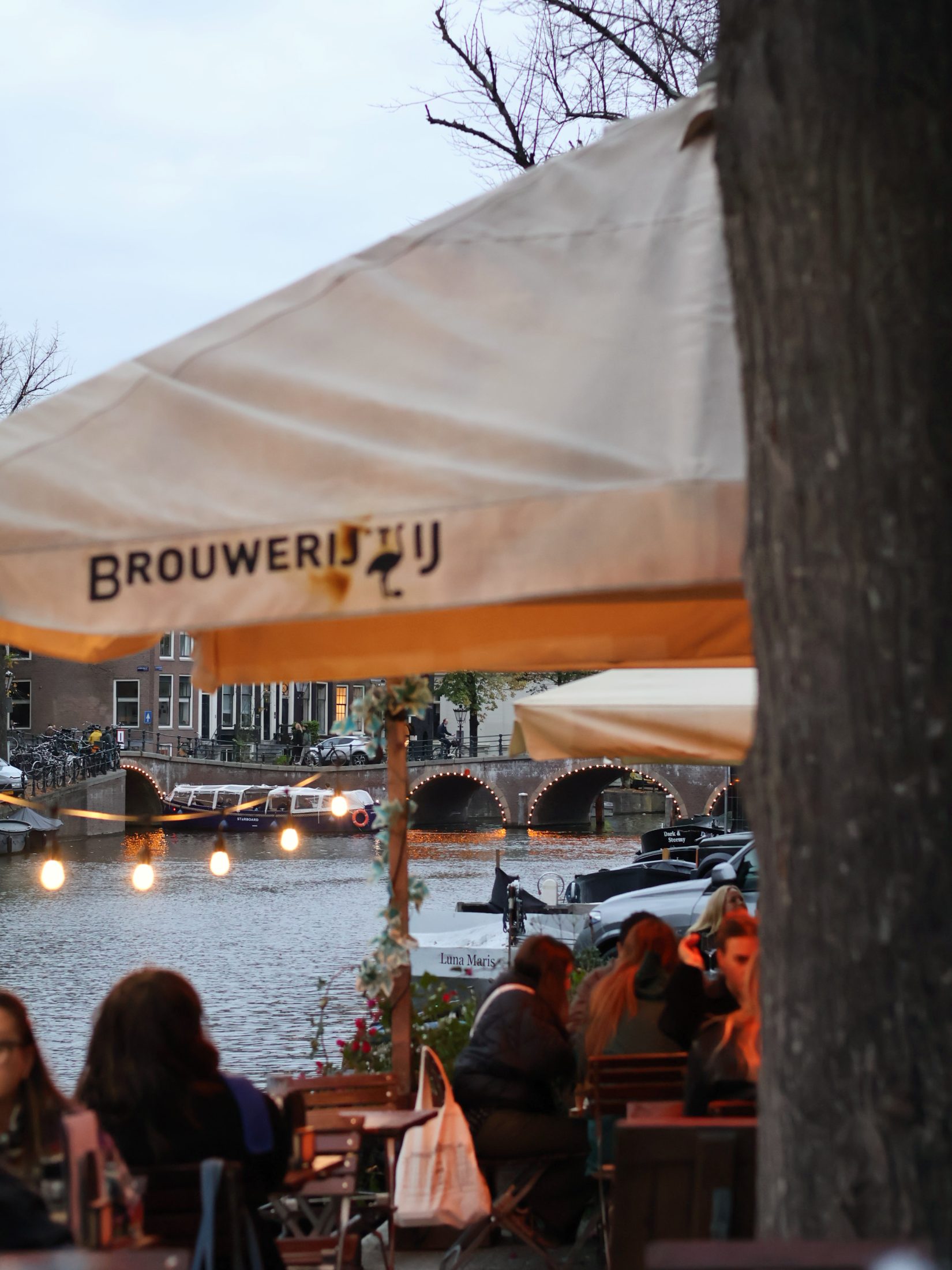 Het terras van Morlang aan de Keizersgracht